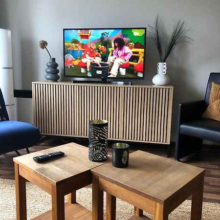 Appartement De Vrijbuiter, Resort Amelander Kaap 홀륌 외부 사진