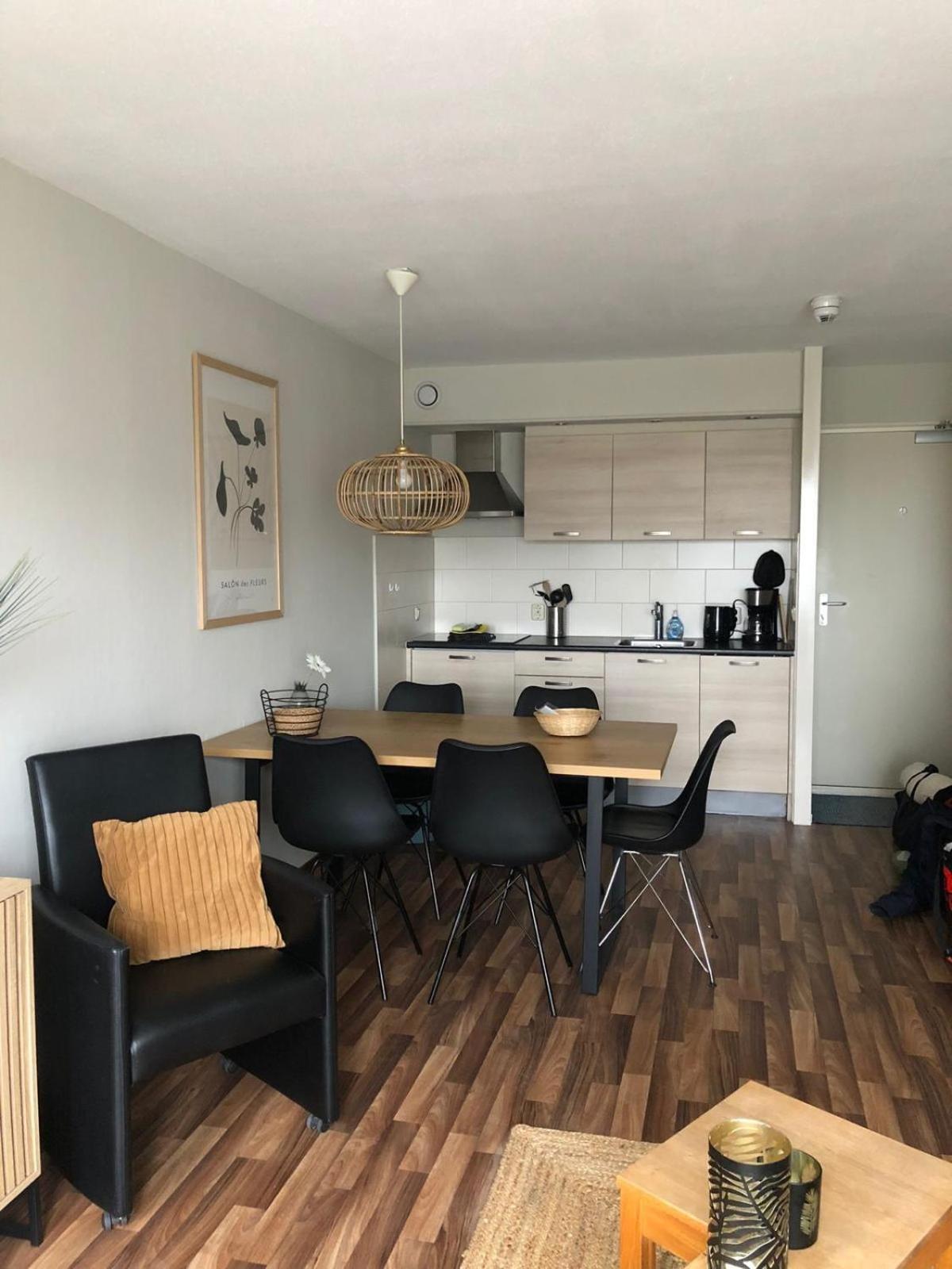 Appartement De Vrijbuiter, Resort Amelander Kaap 홀륌 외부 사진
