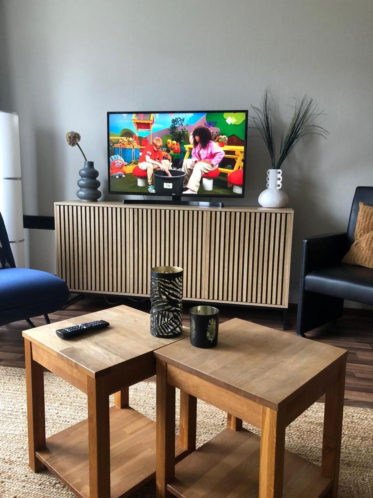 Appartement De Vrijbuiter, Resort Amelander Kaap 홀륌 외부 사진