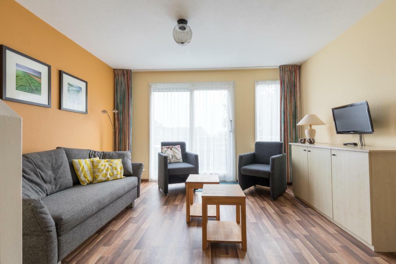 Appartement De Vrijbuiter, Resort Amelander Kaap 홀륌 외부 사진