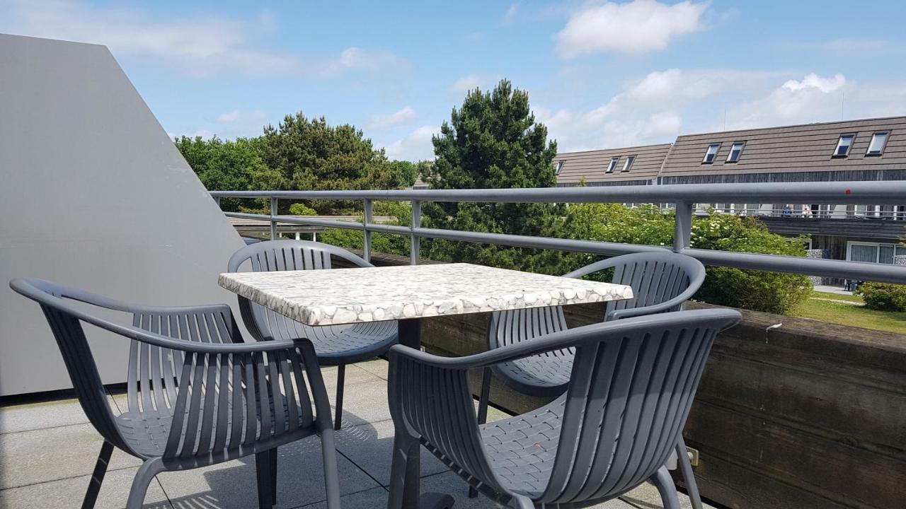 Appartement De Vrijbuiter, Resort Amelander Kaap 홀륌 외부 사진