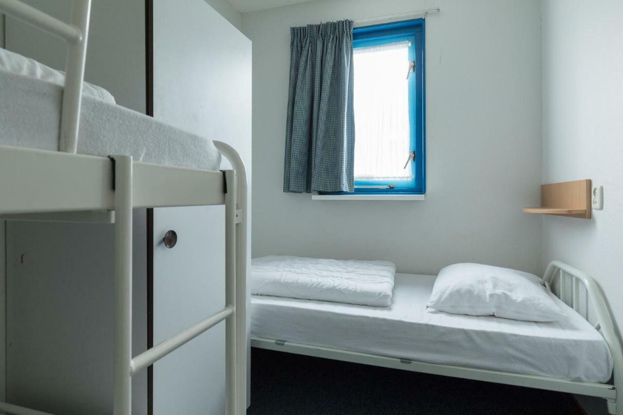 Appartement De Vrijbuiter, Resort Amelander Kaap 홀륌 외부 사진